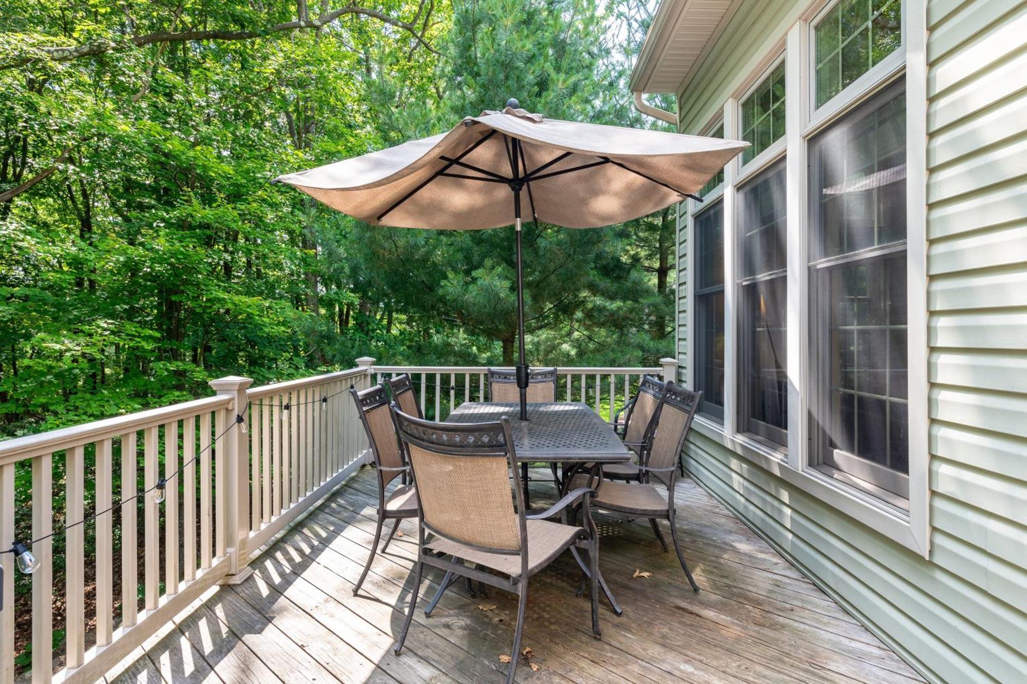 Highland Hideaway By Avantstay Group Poconos Retreat W Patio Game Lake Harmony